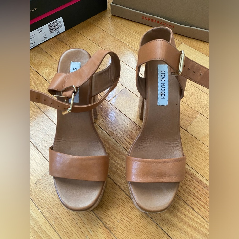 Platform Steve Madden Heels- size 10
